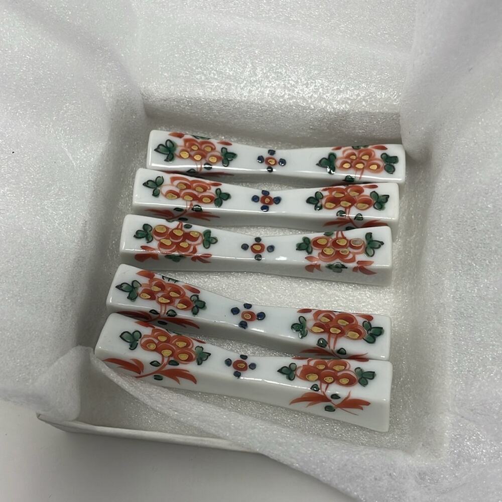 New! Vintage 5pc Set Japanese Hand painted Porcelain Chopstick Rest